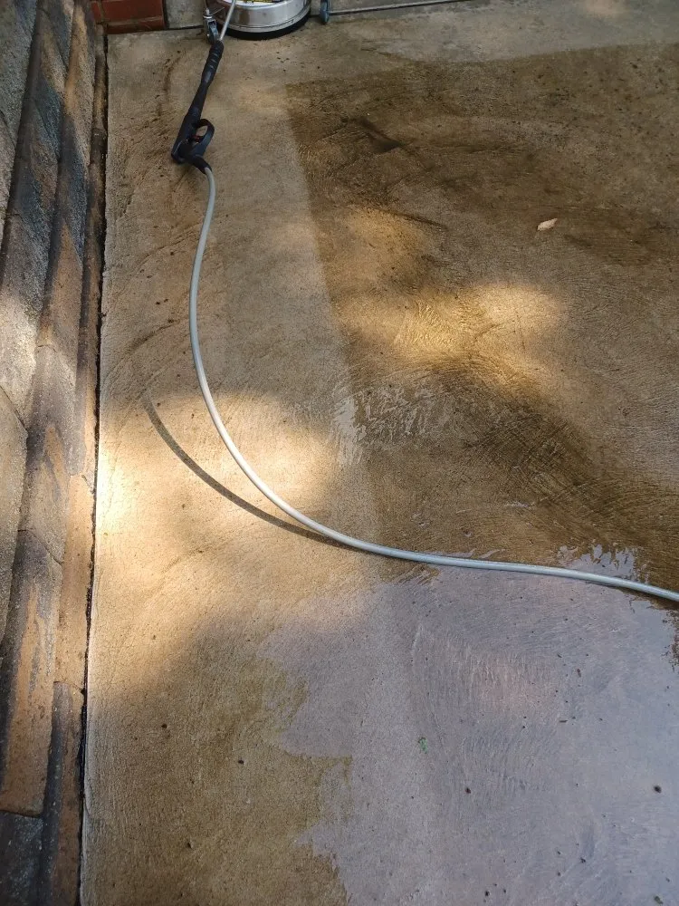 Professional residential landscaping in New Kensington, PA - Cside cuts