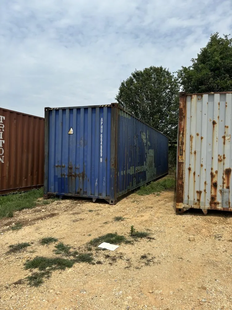 Expert yard cleanup service for year-round maintenance across Chattanooga, TN - CSM Hauling and Delivery