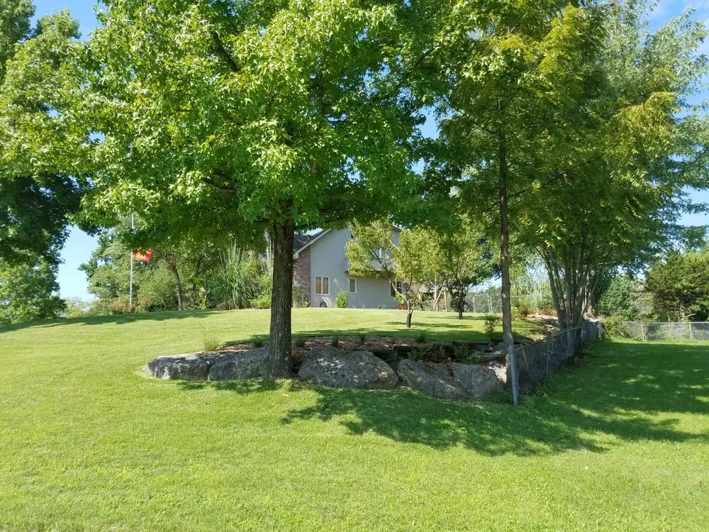 Custom lawn mowing service in Waynesville, MO by CSMO Lawn Care