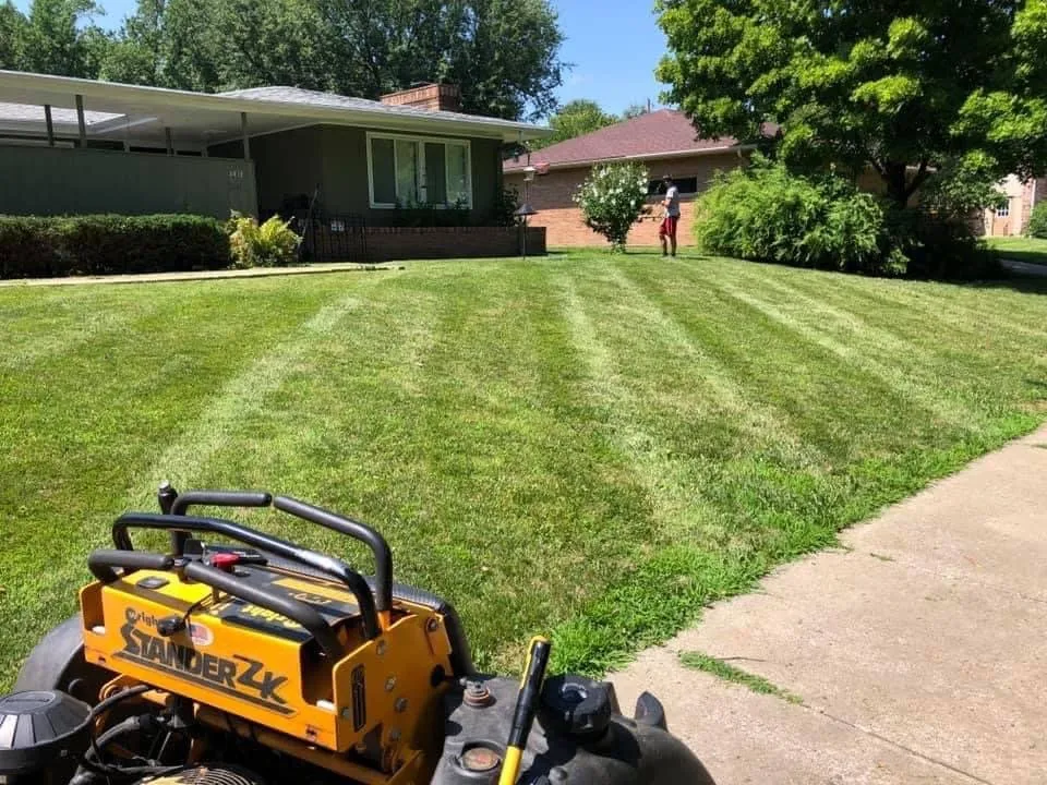 Local garden landscaping in Bethany, MO by CSR Lawn Service