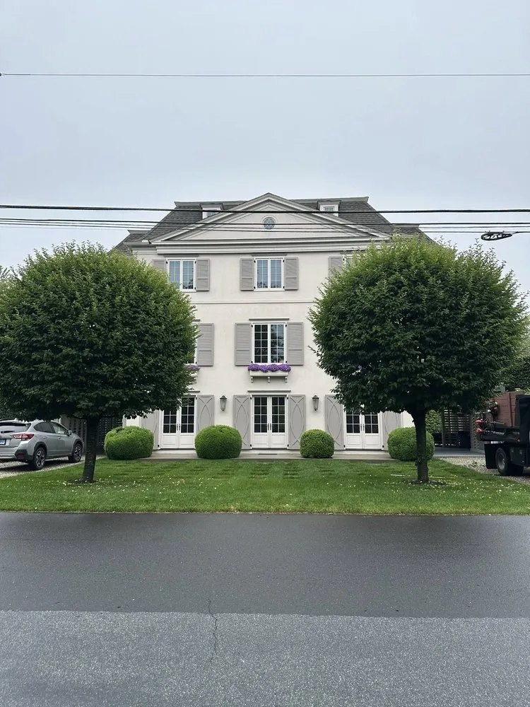 Professional residential landscaping experts serving Bridgeport, CT - CT Landscaping & Services