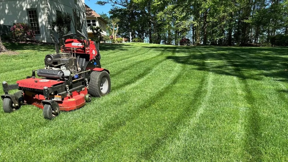 Top-rated lawn care service in Avon, CT - CT Lawn Pros