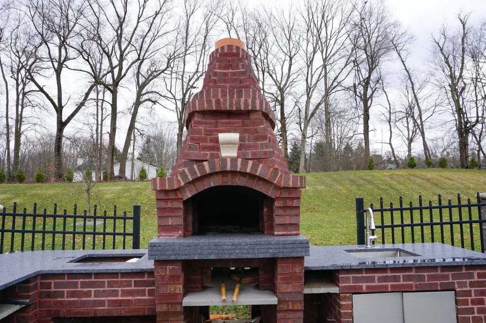 Expert landscaping services experts serving Middletown, CT - CT Stone & Garden