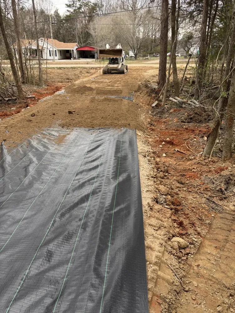 Trusted lawn care service experts serving Salisbury, NC - C&T turbo transportation