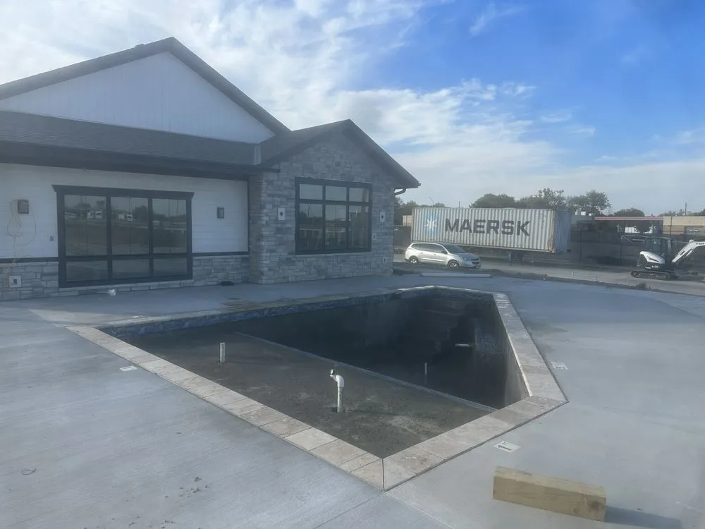 Professional yard cleanup service in Kansas City, KS - CTB Pool & Patio