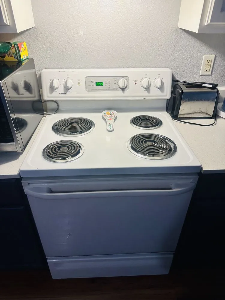 Professional yard maintenance for outdoor upgrades across Cedar Park, TX - CTX Cleaning Crew