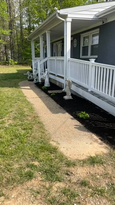 Reliable lawn care service for residential properties in Richmond, VA by Cuadra's Landscape