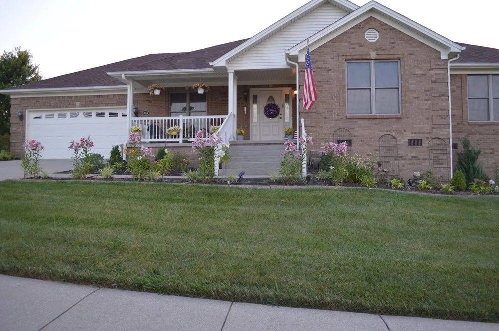 Affordable lawn care service near you in Winchester, KY by Cuccinelli Landscaping