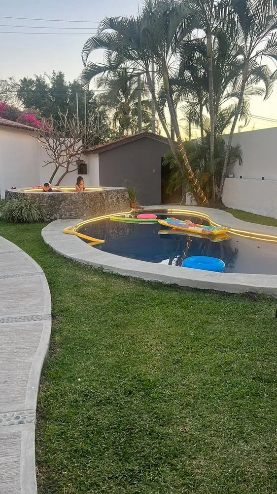 Affordable outdoor landscaping in Cudahy, CA by Cudahy Lawn Care & Maintenance