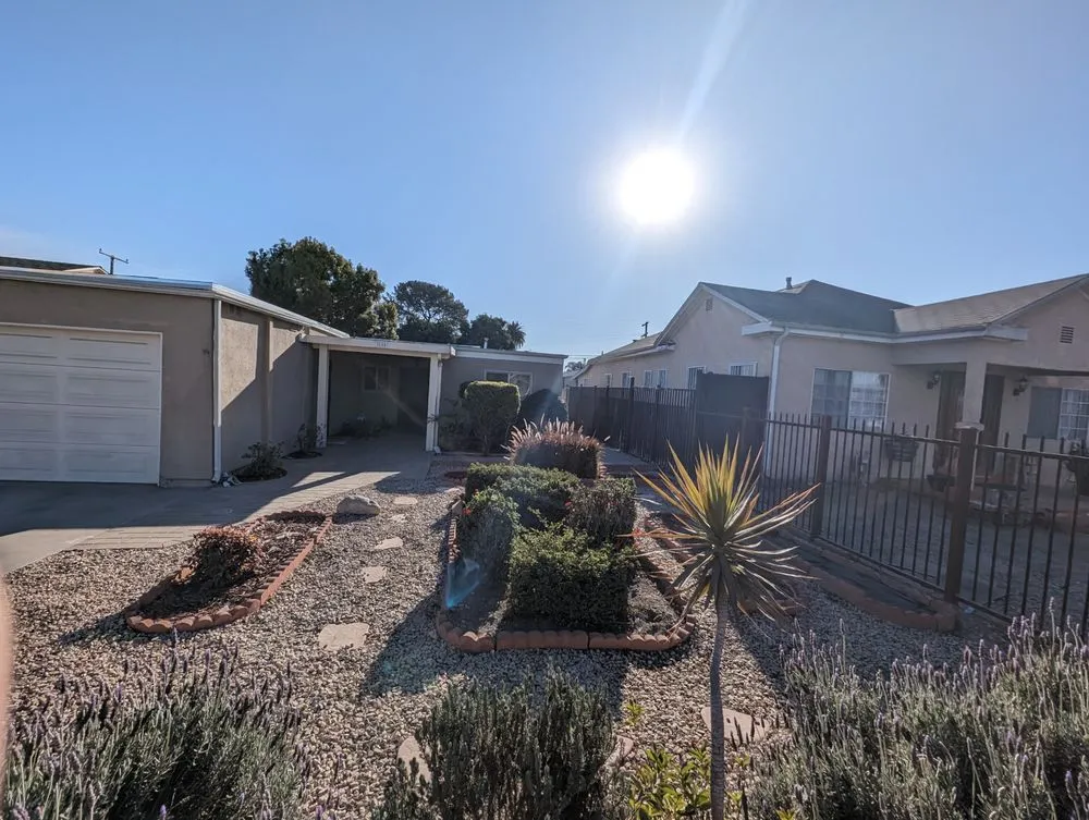 Affordable landscape design for residential properties in Cudahy, CA by Cudahy Lawn Care & Maintenance