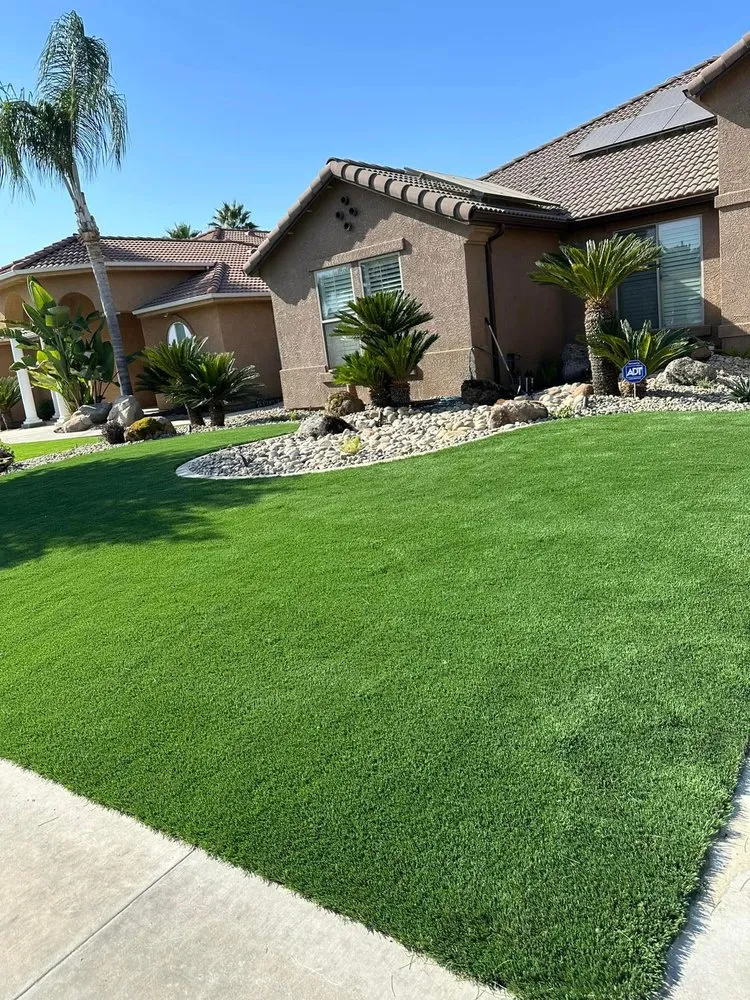 Professional lawn mowing service in Visalia, CA - Cuellar’s Lawn Service