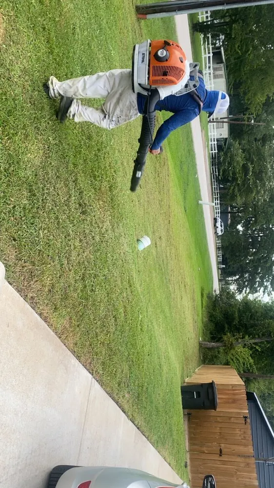 Local garden landscaping in Montgomery, TX - Cuellos Lawn Enforcement