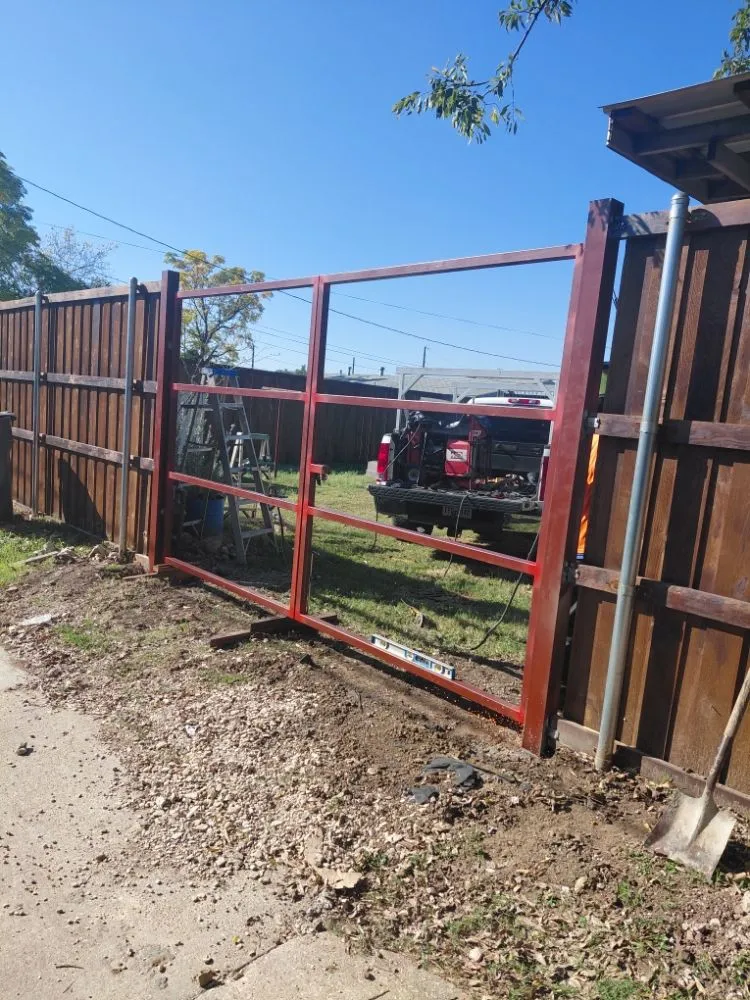 Expert garden landscaping for homes in Dallas, TX by Cuevas Landscaping & Concrete