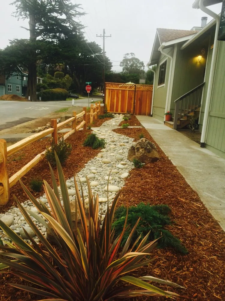 Affordable yard cleanup service in Half Moon Bay, CA by Cuevas Landscaping & Garden Service