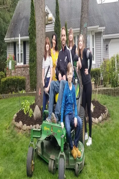 Professional garden landscaping in De Motte, IN - Culbreth's Lawn & Tree