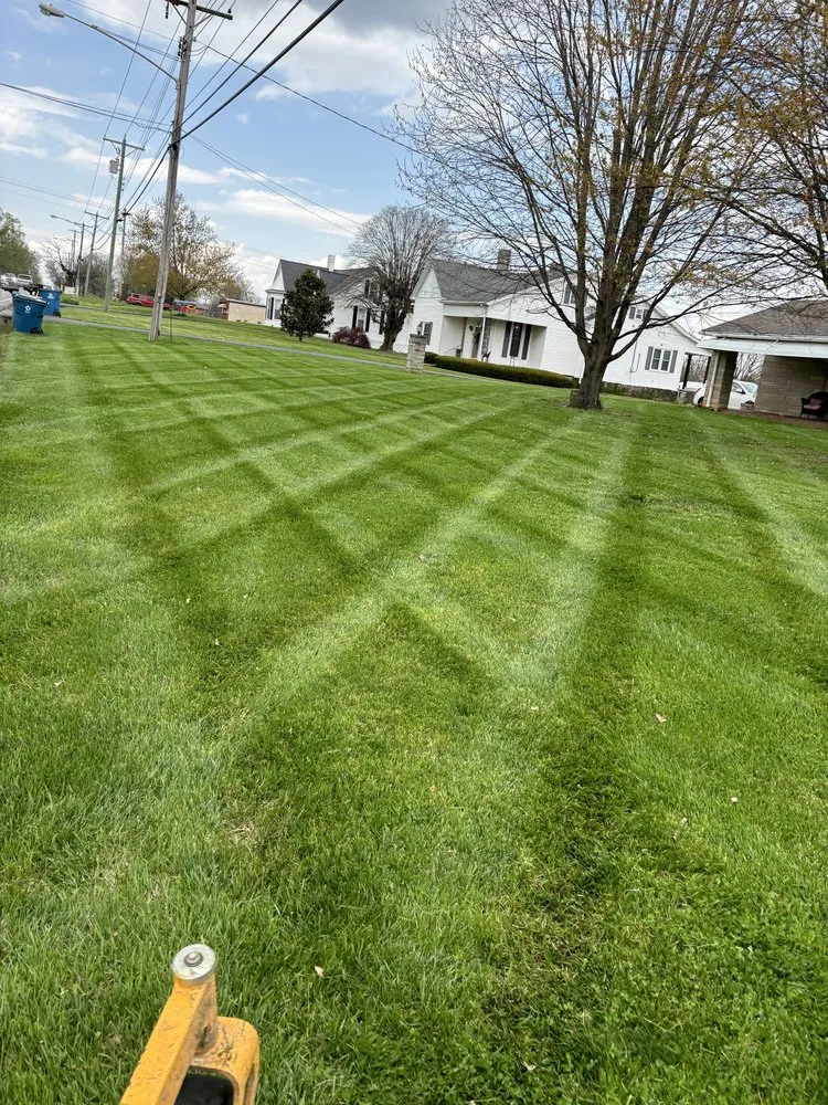 Professional yard maintenance experts serving Lawrenceburg, KY - Cultivated Lawn Care