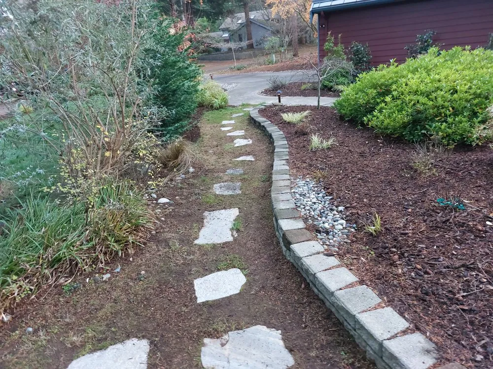 Top-rated yard cleanup service in Lynden, WA - Cummings Concrete