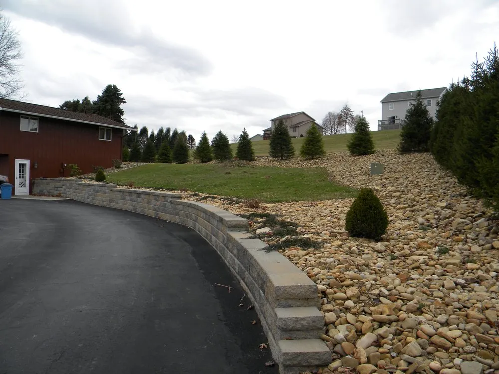 Custom yard maintenance in Indiana, PA - Cummings Contracting