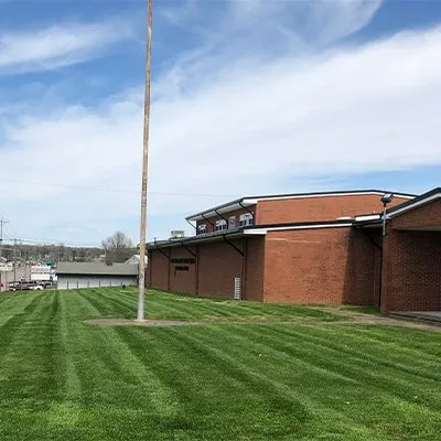 Top-rated yard cleanup service in Hopkinsville, KY by Cummings Lawn Care