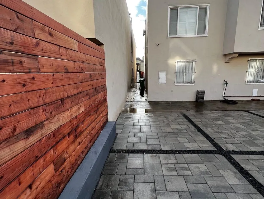 Custom residential landscaping in Richmond, CA by Cunha Pavers