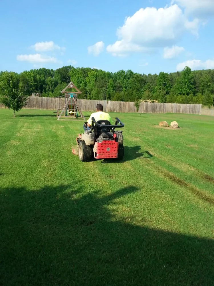 Trusted yard maintenance in Conway, AR - Cunningham Lawn Care