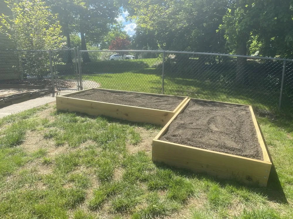 Reliable yard cleanup service in Arlington, VA - Curatola Landscaping