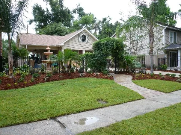 Expert yard cleanup service experts serving Kenner, LA - Curb A Garden Landscape