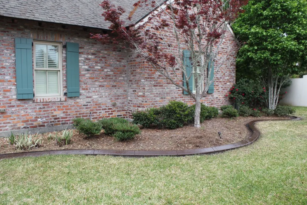 Local outdoor landscaping experts serving Lafayette, LA - Curb Appeal Etc