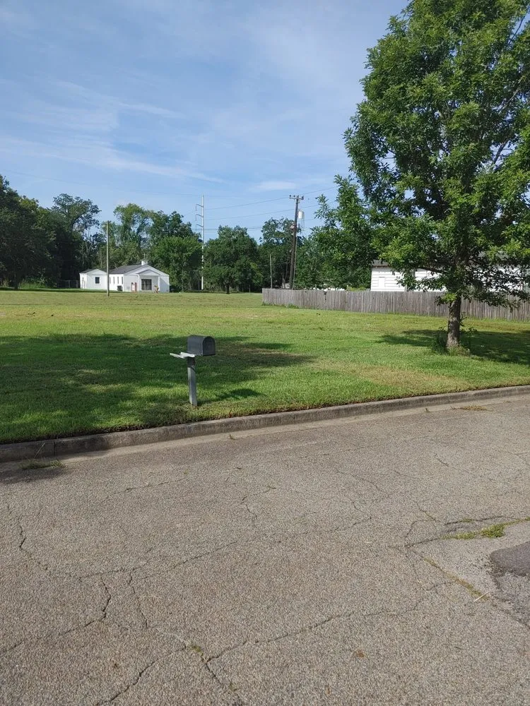 Reliable landscaping services near you across Okatie, SC - Curb Appeal Landscape Maintenance