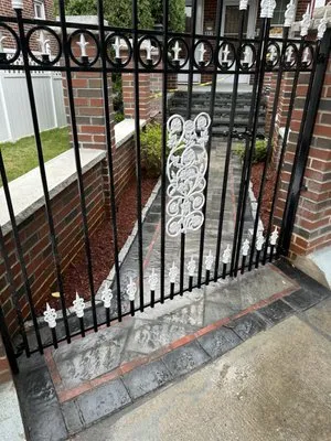 Curb Appeal Landscaping Logo