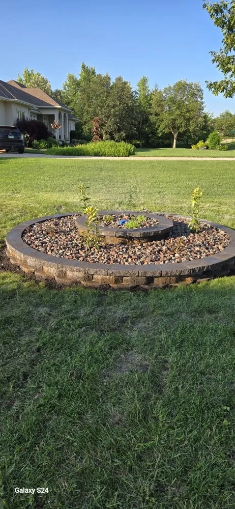Custom yard maintenance experts serving Osage, IA - Curb Appeal Landscaping