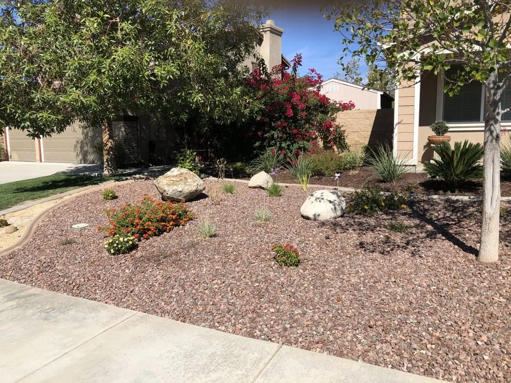 Custom lawn mowing service experts serving Wildomar, CA - Curb Appeal Specialists