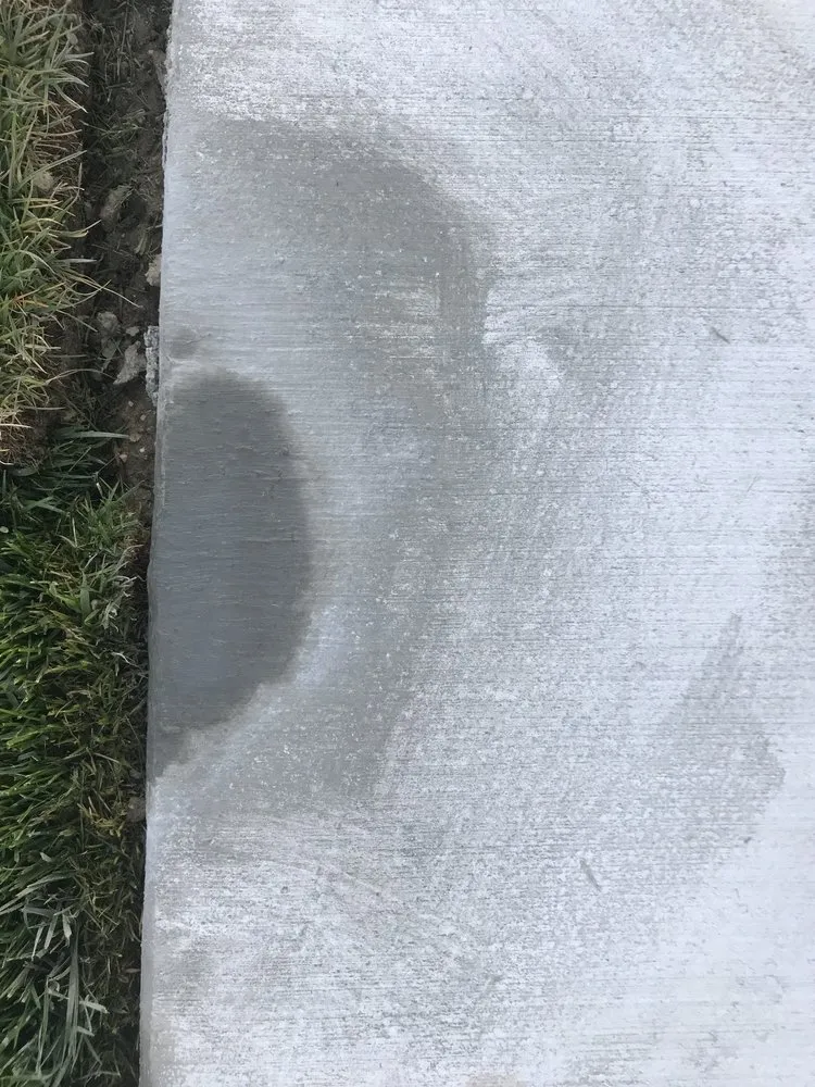 Local yard cleanup service in Lancaster, CA by Curb Crafters