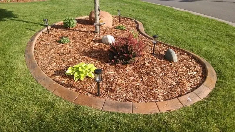 Expert garden landscaping in Buffalo, MN by Curb Creations