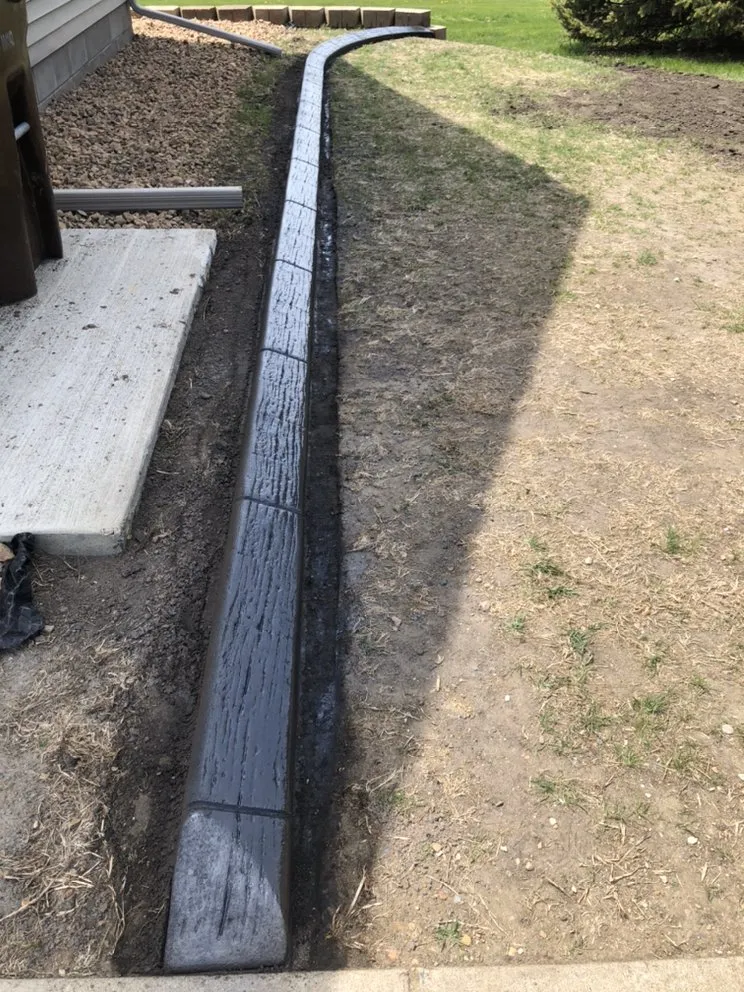 Local residential landscaping experts serving Shakopee, MN - Curb-It Design