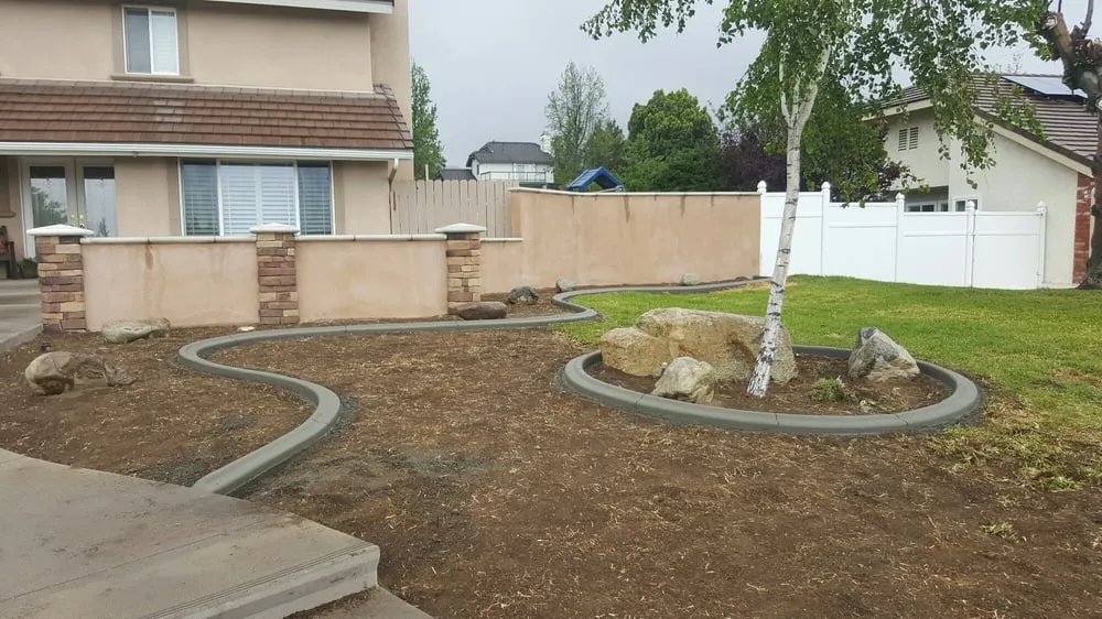 Expert yard maintenance in Riverside, CA - Curb Tech