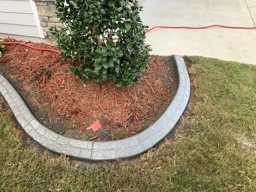 Custom landscaping services experts serving Cartersville, GA - Curbin USA Landscp Curbing