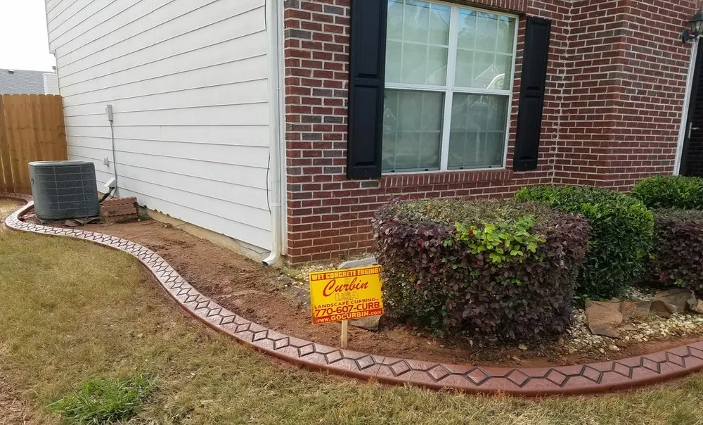 Custom yard cleanup service in Cartersville, GA - Curbin USA Landscp Curbing