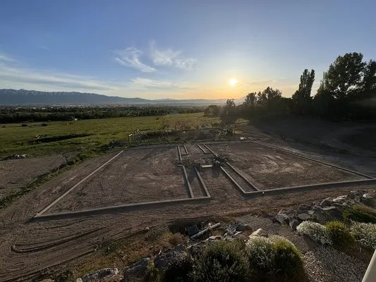 Curbing by Buzz Logo