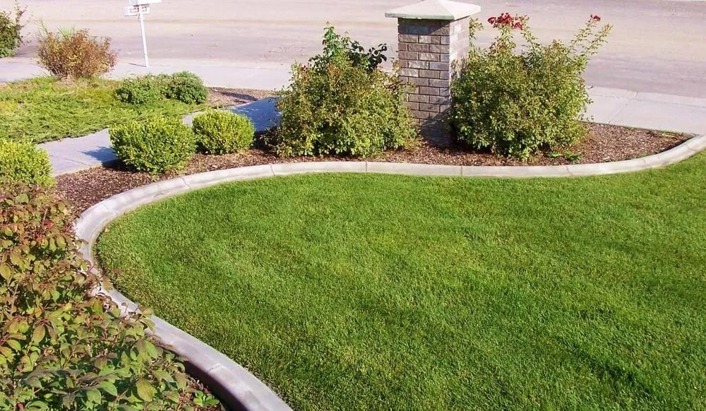 Affordable residential landscaping experts serving Meridian, ID - Curbing Guy