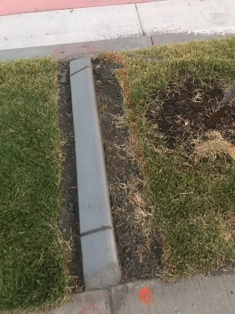 Expert lawn mowing service experts serving West Jordan, UT - Curbman