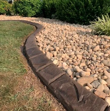 Expert lawn mowing service experts serving Palmyra, TN - Curbpro Custom Concrete