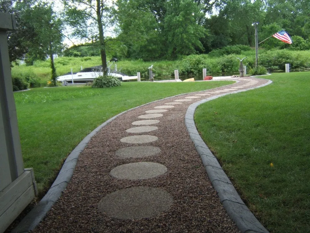 Local landscape installation experts serving Black Creek, WI - Curbscape