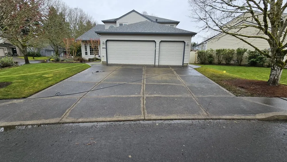 Local residential landscaping experts serving Camas, WA - Curbshine Exteriors