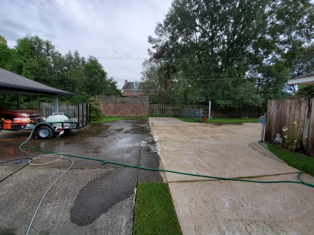 Custom lawn mowing service with custom design across Prairieville, LA - Curbside Solutions