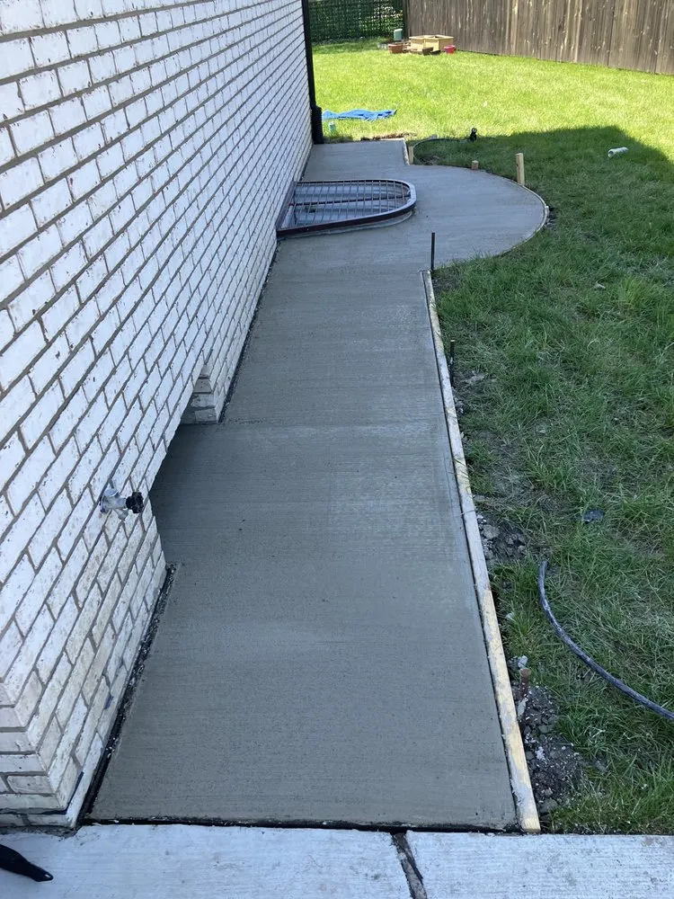 Reliable landscape installation in Romulus, MI by Curbspecialists