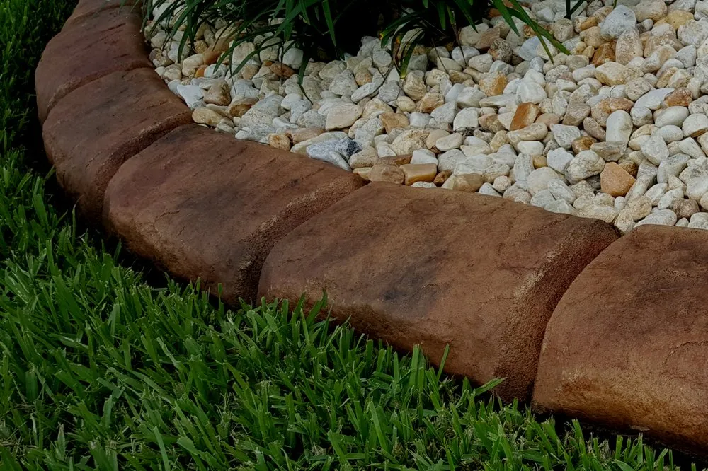 Affordable residential landscaping experts serving Cumming, GA - Curbtastic Curbs