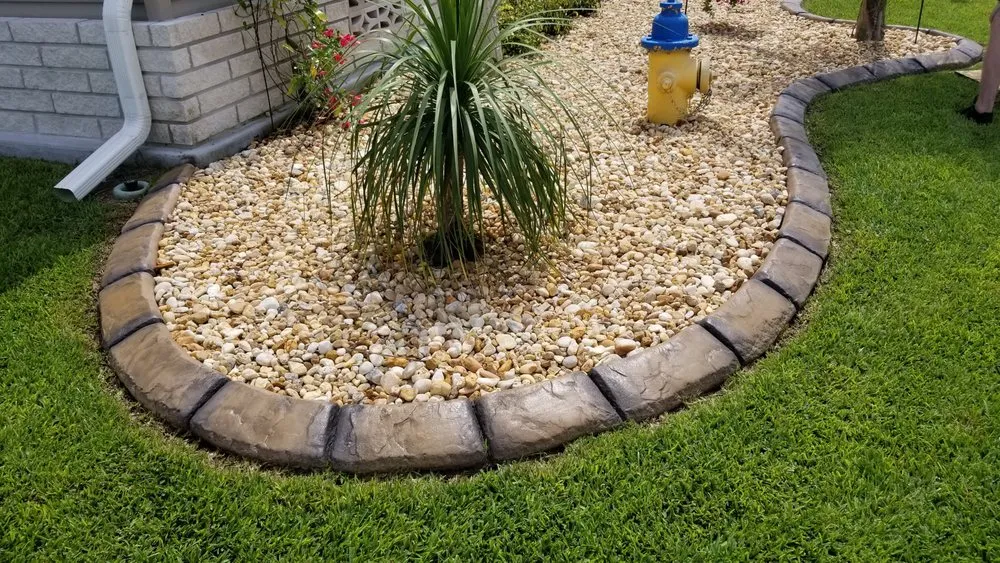 Trusted residential landscaping experts serving Cumming, GA - Curbtastic Curbs