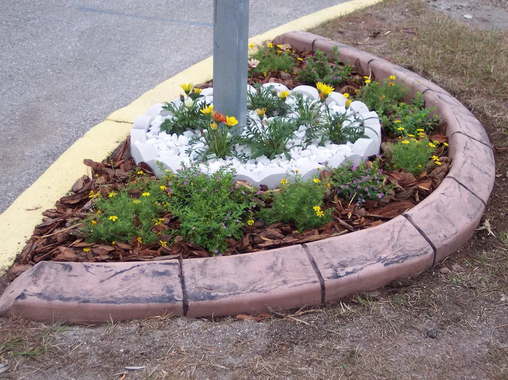 Reliable outdoor landscaping for residential properties across Syracuse, UT - Curbworks Decorative Curbing