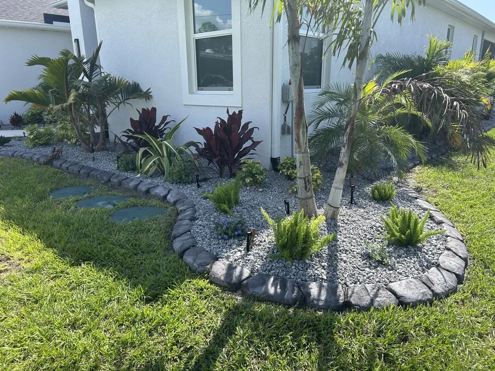 Expert yard cleanup service experts serving North Port, FL - Curbwyzer